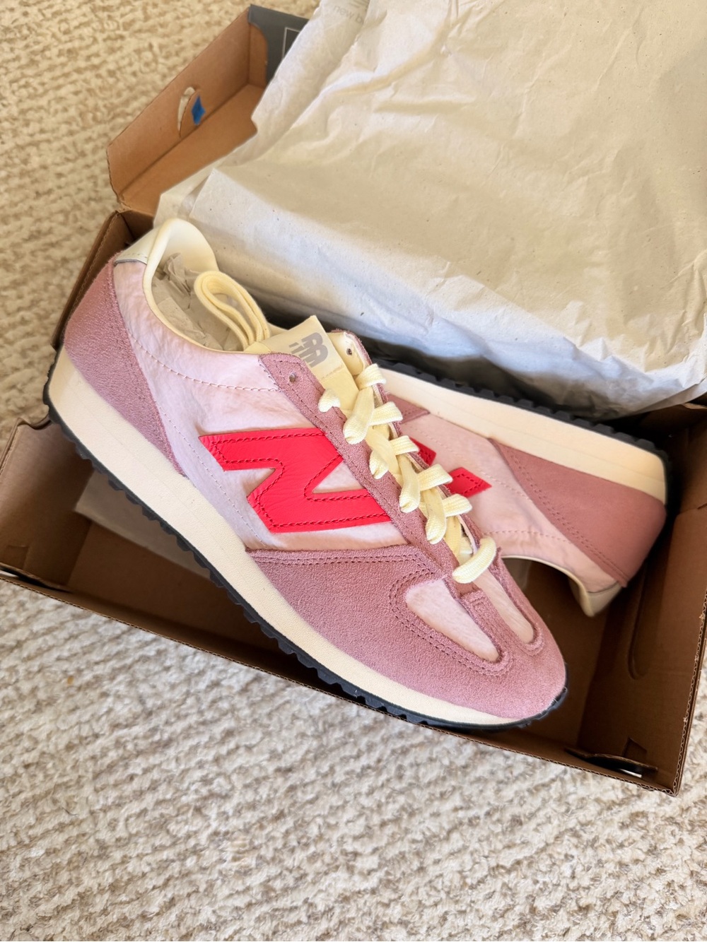 New Balance Pink & Coral Retro-Inspired Women’s Sneakers